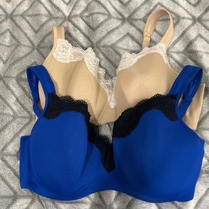 Set of 2 Cacique Lace Lightly Lined Balconette Bras